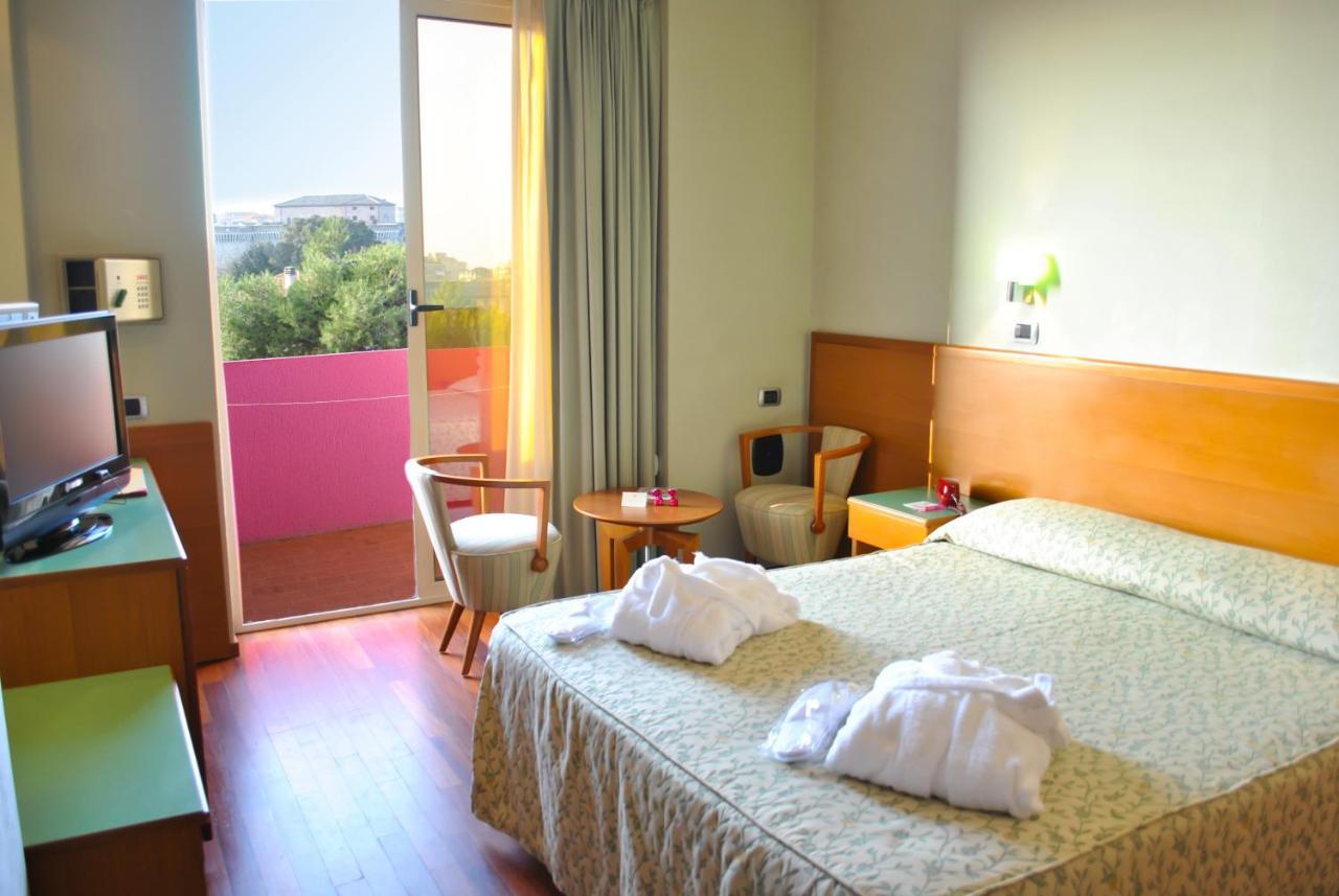 Hotel Senb