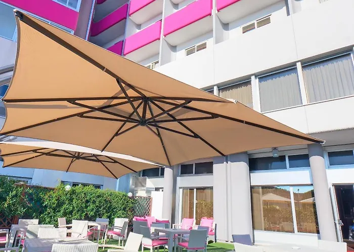 Senb Hotel