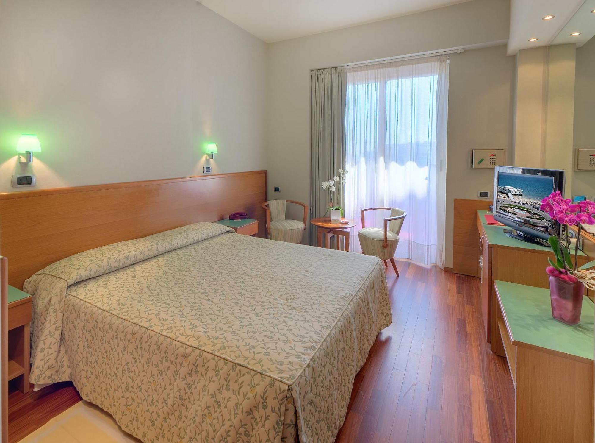 Hotel Senb