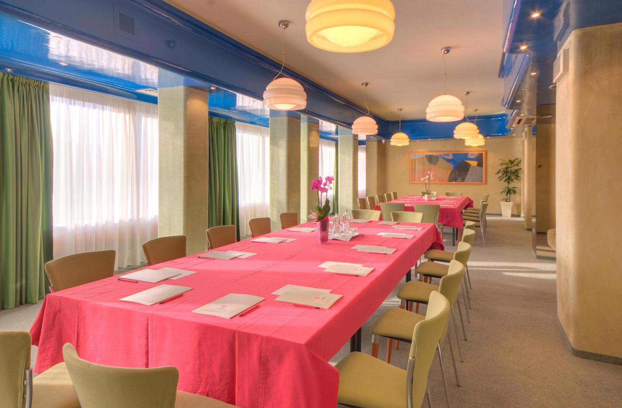 Hotel Senb 4*